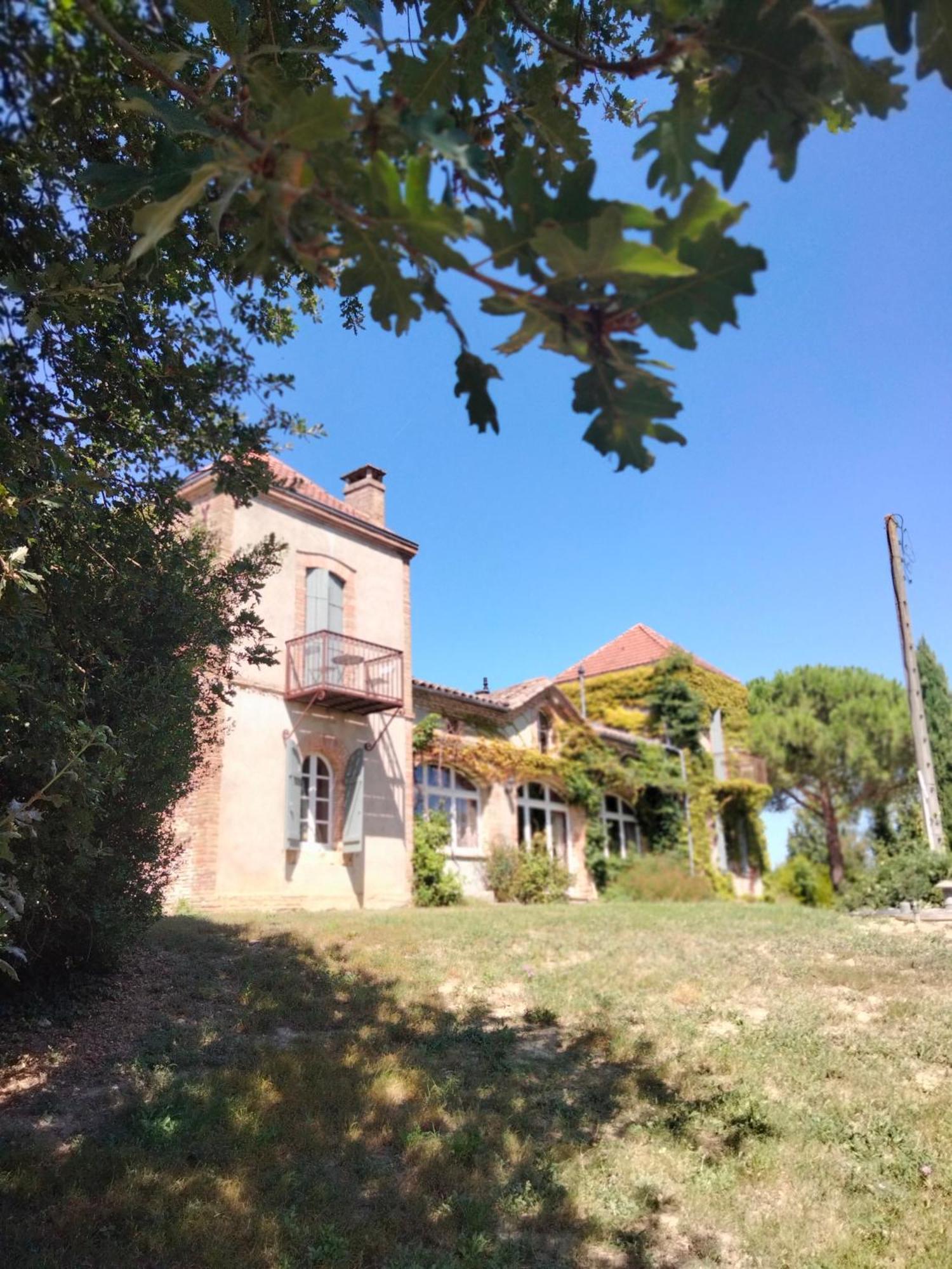 Chambres D'Hotes Le Loubet LʼIsle-Jourdain Buitenkant foto